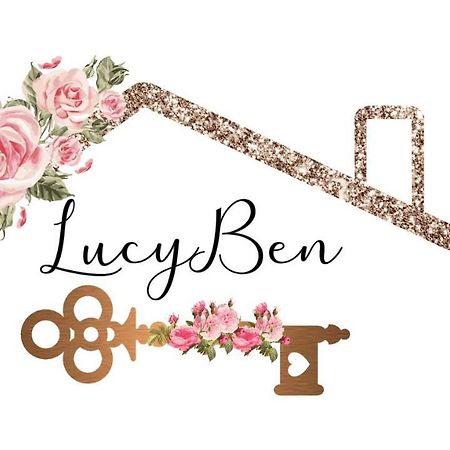 Lucyben Guesthouse Каша Экстерьер фото
