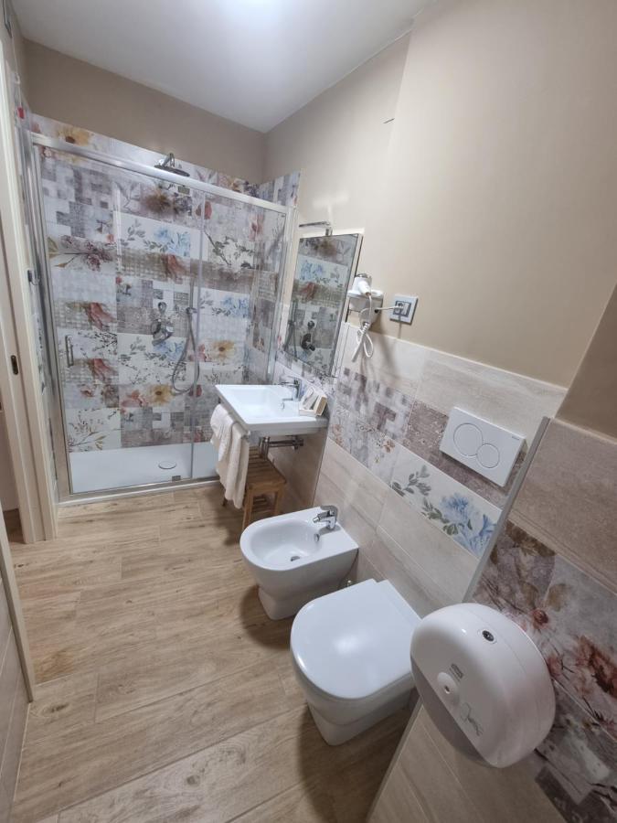 Lucyben Guesthouse Каша Экстерьер фото