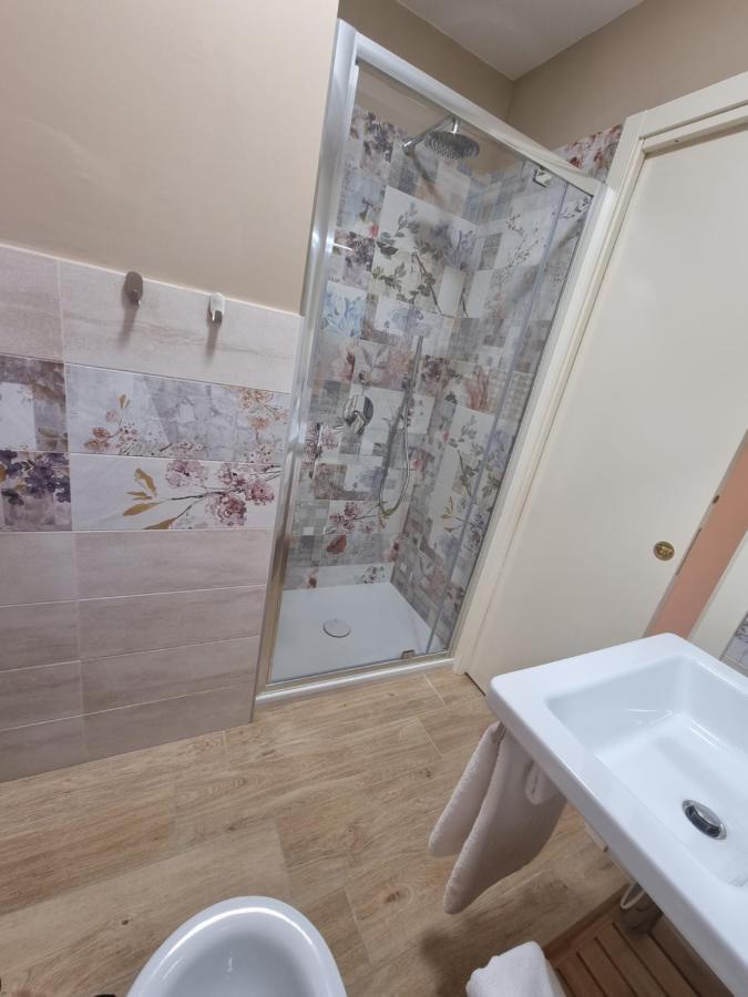 Lucyben Guesthouse Каша Экстерьер фото